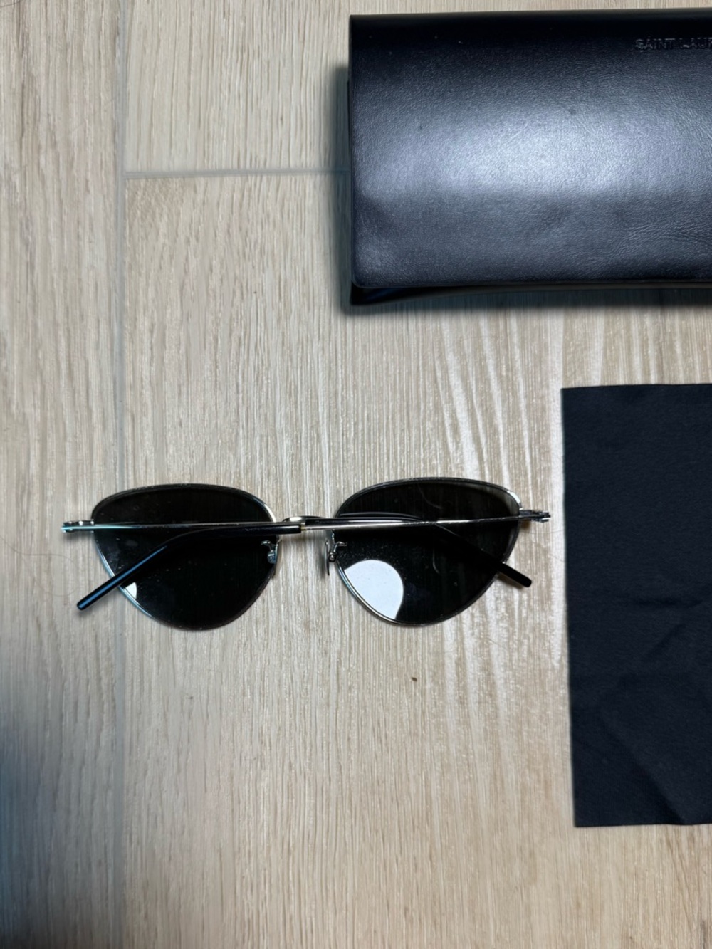 Saint Laurent Cat Eye Black Silver Sunglasses With Case And Cloth - Picture 3 of 11